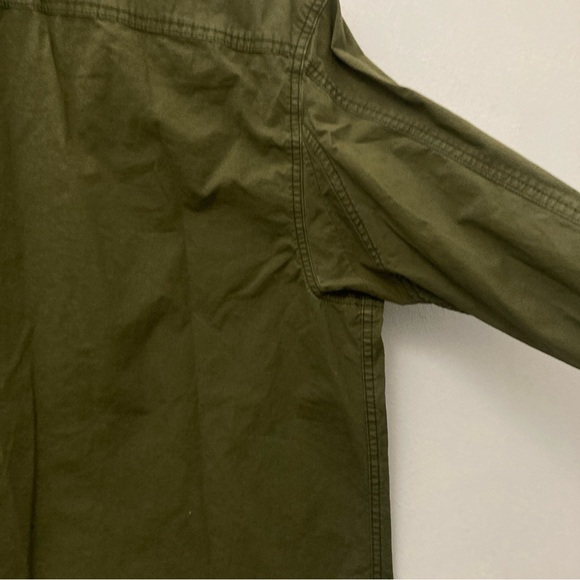 Duluth Trading Co. Men's Shirt Button Down M Green Organic Cotton Zip Pocket - Picture 11 of 15